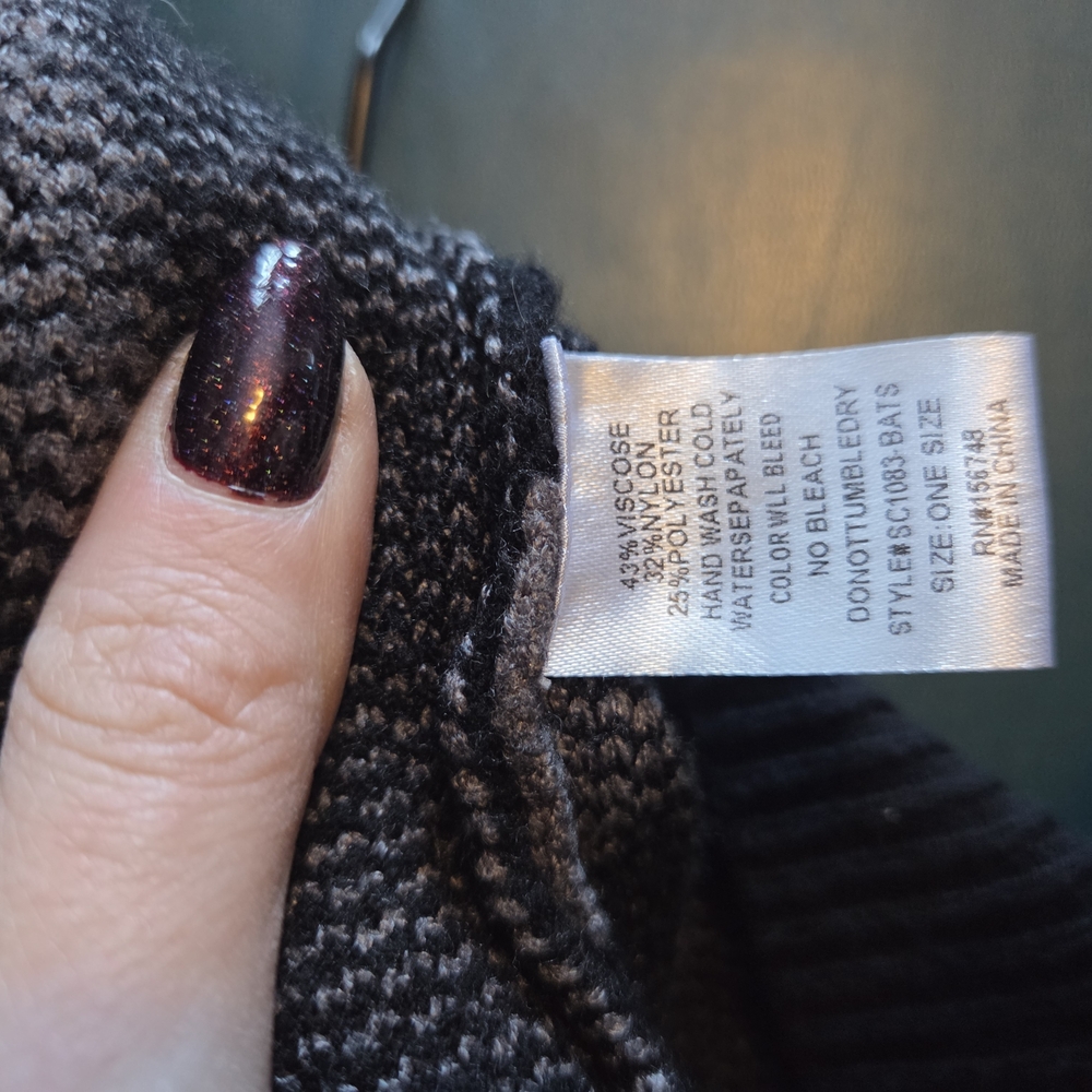 Black And Gray Bat Pattern Sweater - image 4